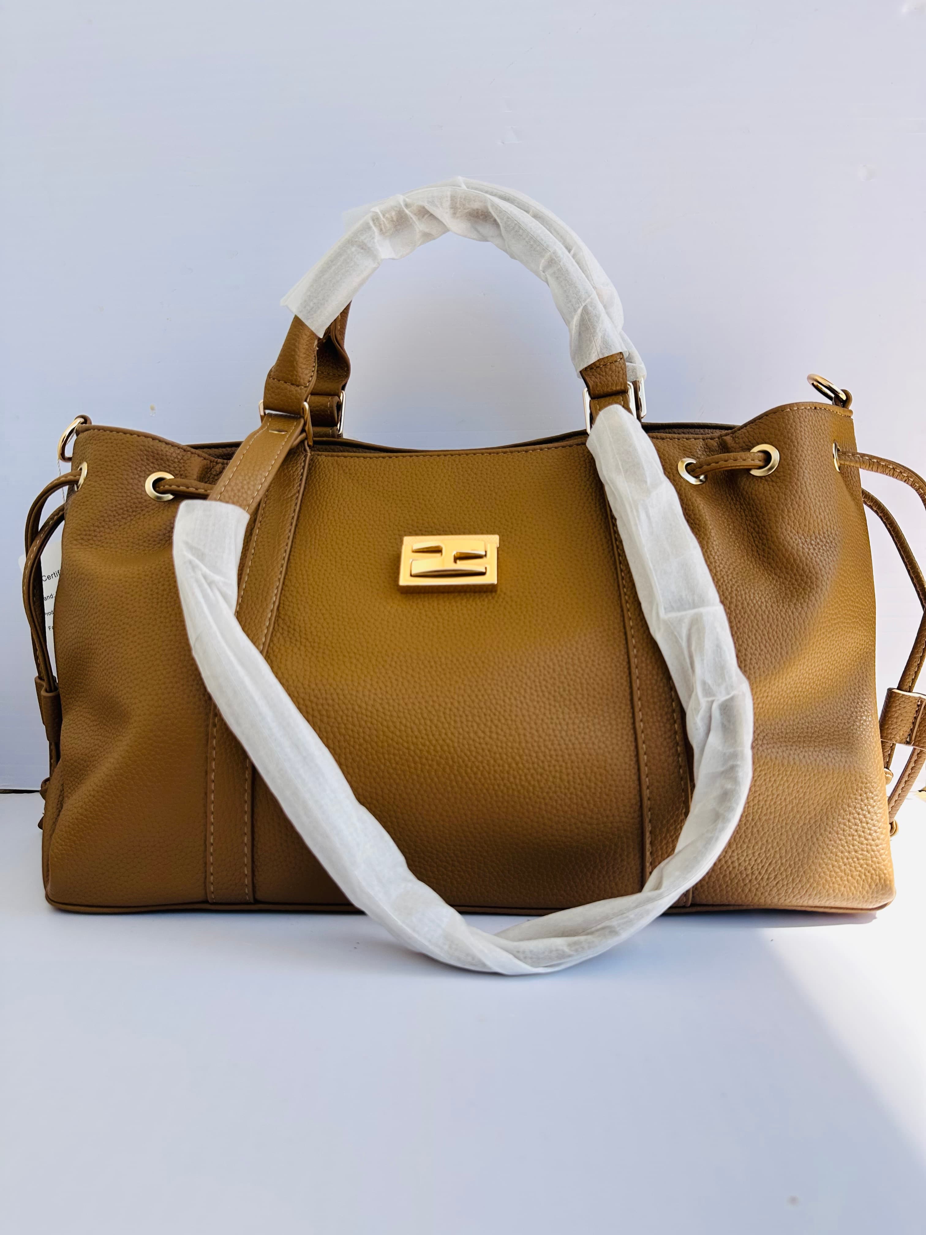 Hand bag